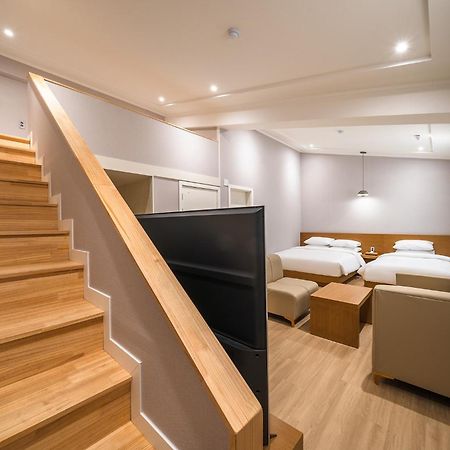 Mono Hotel Suwon Dış mekan fotoğraf
