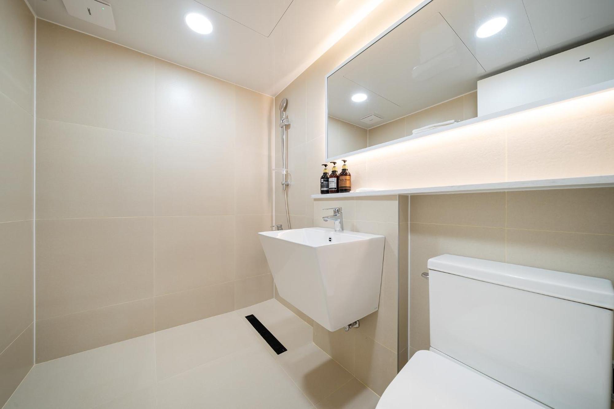 Mono Hotel Suwon Dış mekan fotoğraf